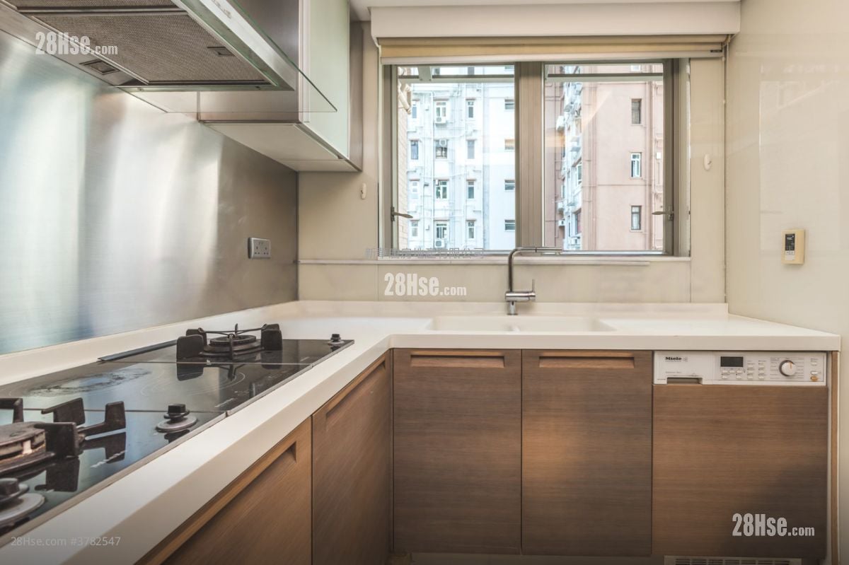 罗便臣道 31 号 租盘 3 房 , 2 浴室 881 平方尺