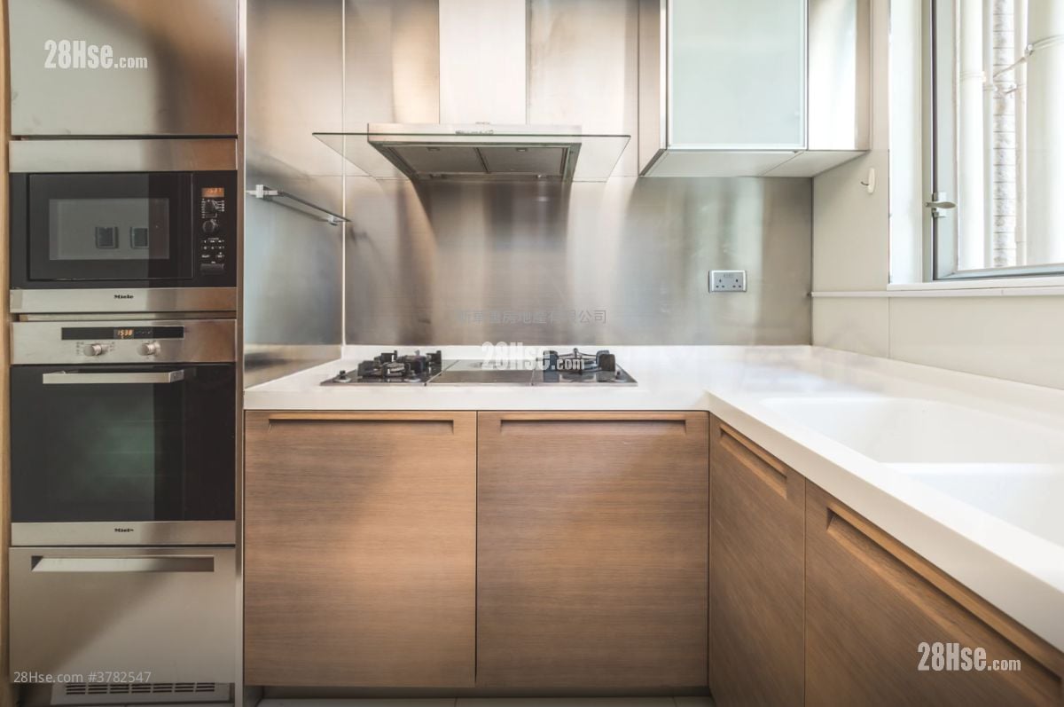 罗便臣道 31 号 租盘 3 房 , 2 浴室 881 平方尺