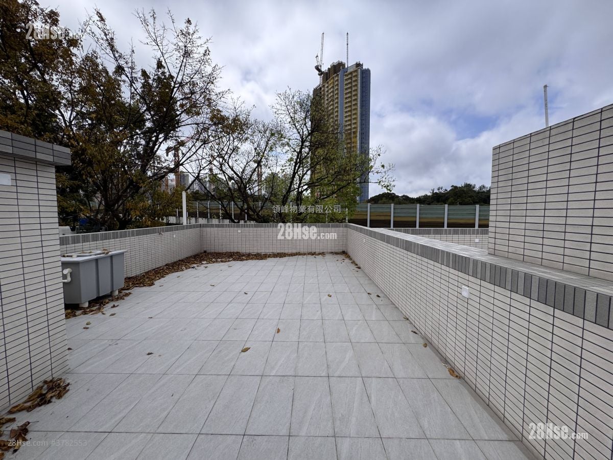 Village Rental 3 Bedrooms , 2 Bathrooms 630 ft²