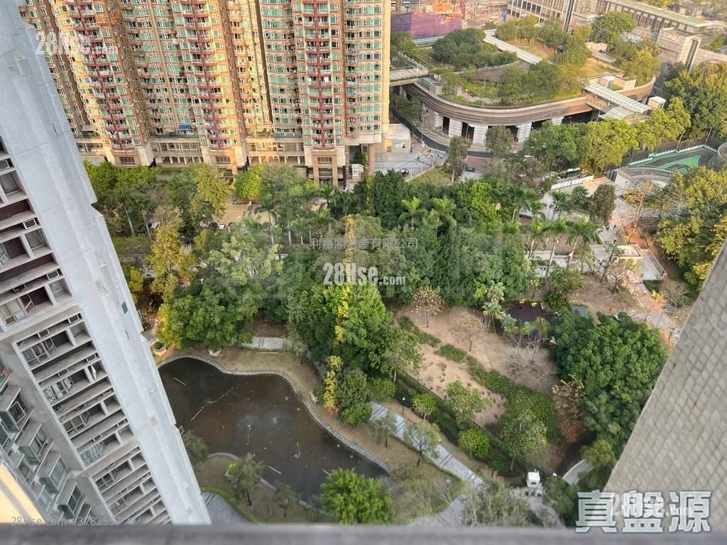 Kingswood Villas Sell 549 ft²