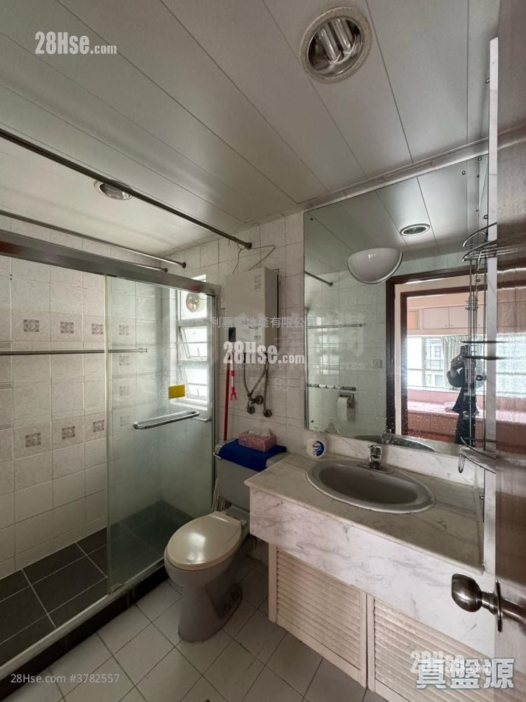 Kingswood Villas Sell 549 ft²