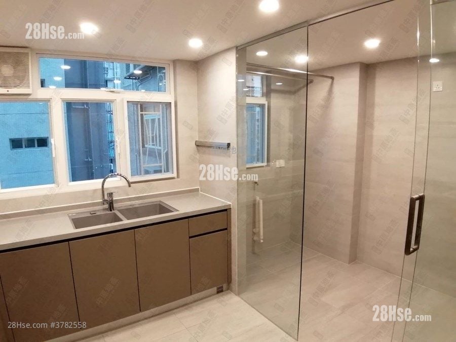 Princess Terrace Sell 3 Bedrooms , 2 Bathrooms 1,073 ft²