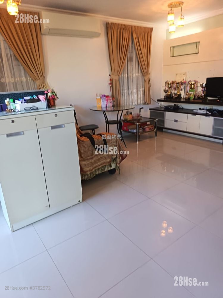 富银花园 售盘 650 平方尺