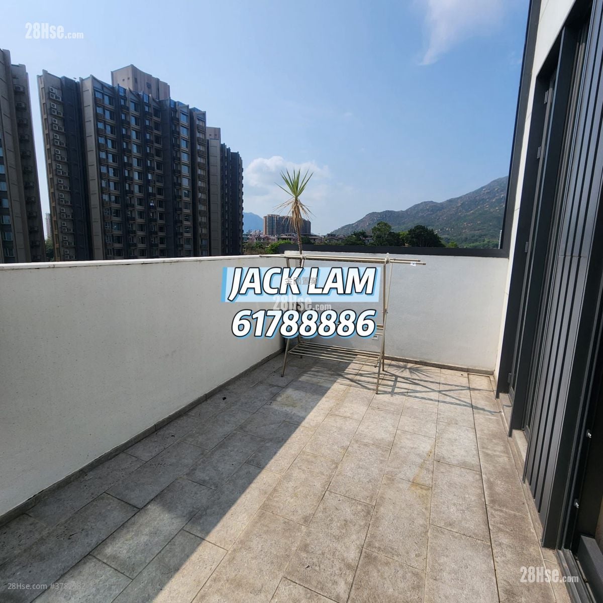 The Carmel Rental 4 Bedrooms , 4 Bathrooms 1,728 ft²