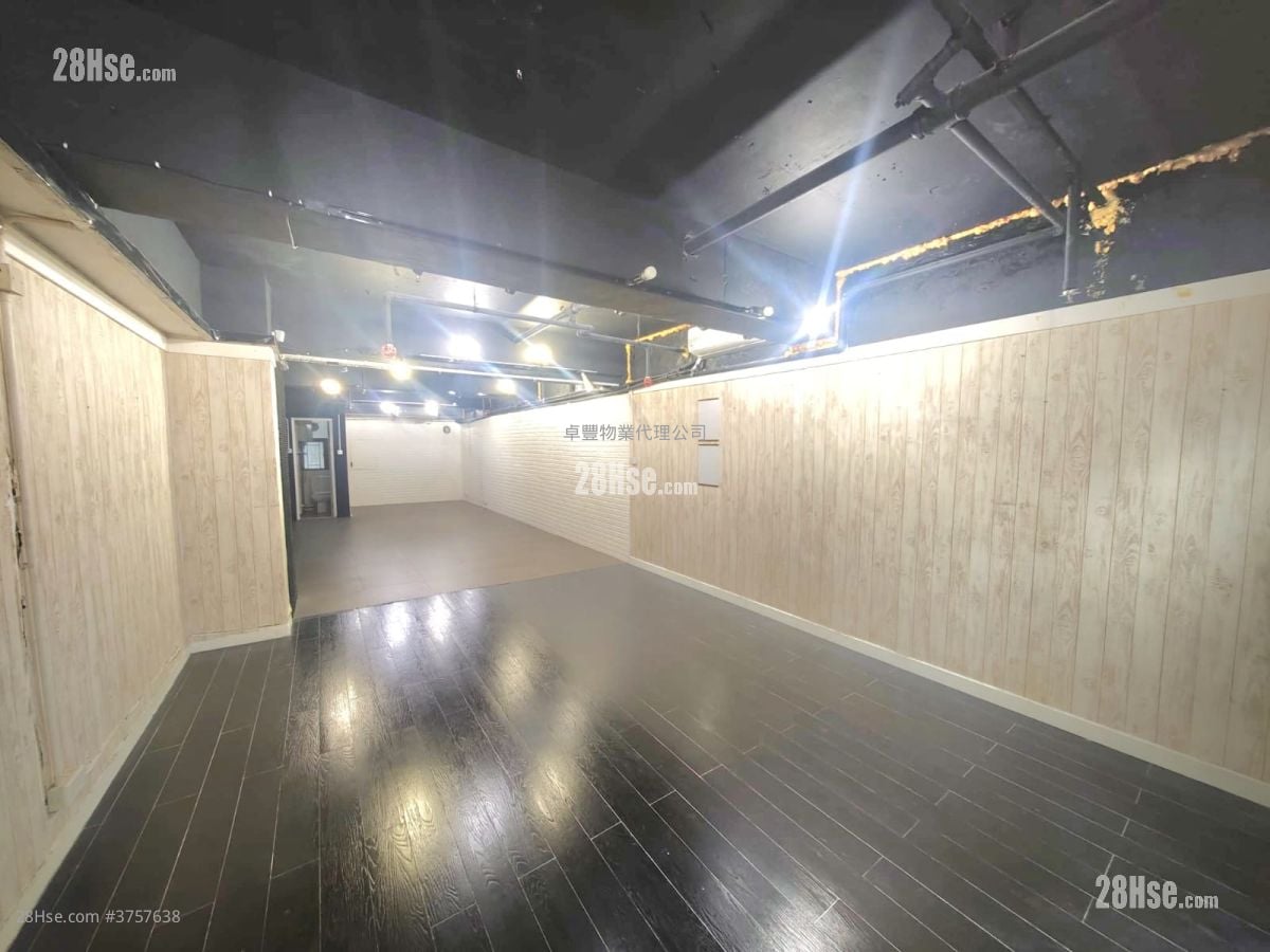 香港工業中心 租盤 開放式間隔 , 1 廁所 703 平方呎