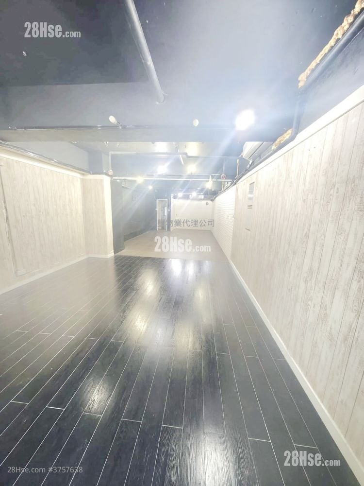 香港工業中心 租盤 開放式間隔 , 1 廁所 703 平方呎