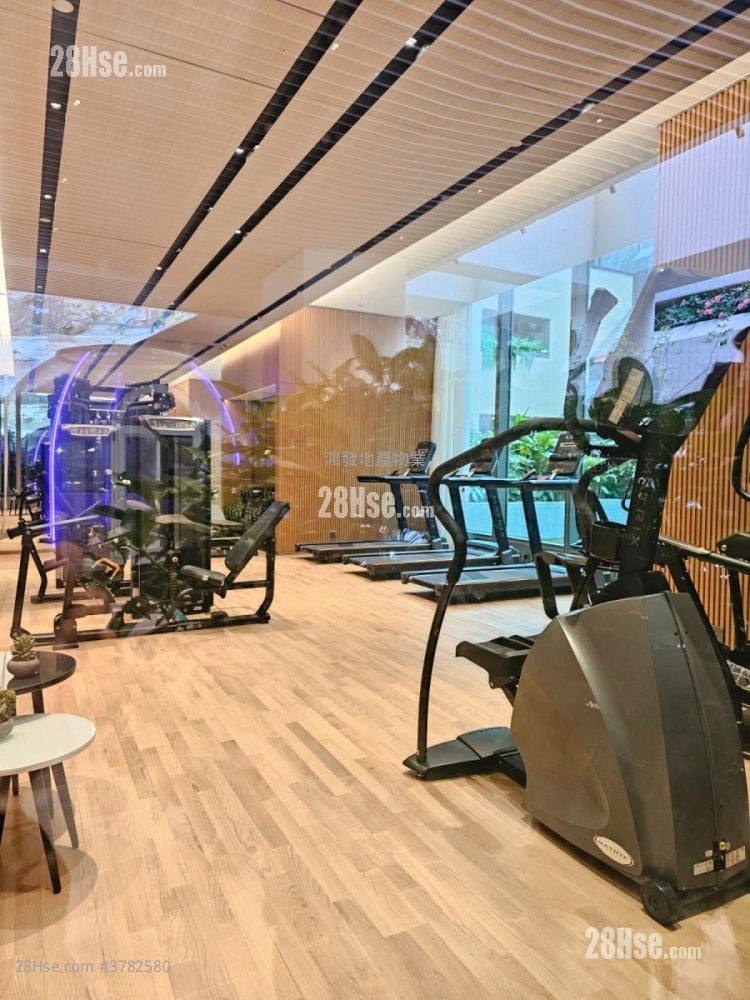 晓柏峰 租盘 1 房 , 1 浴室 240 平方尺