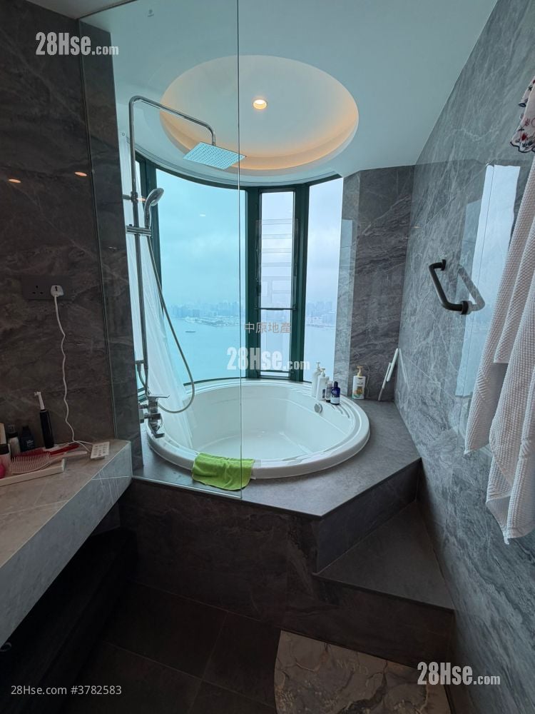 Grand Promenade Sell 3 Bedrooms , 2 Bathrooms 1,129 ft²