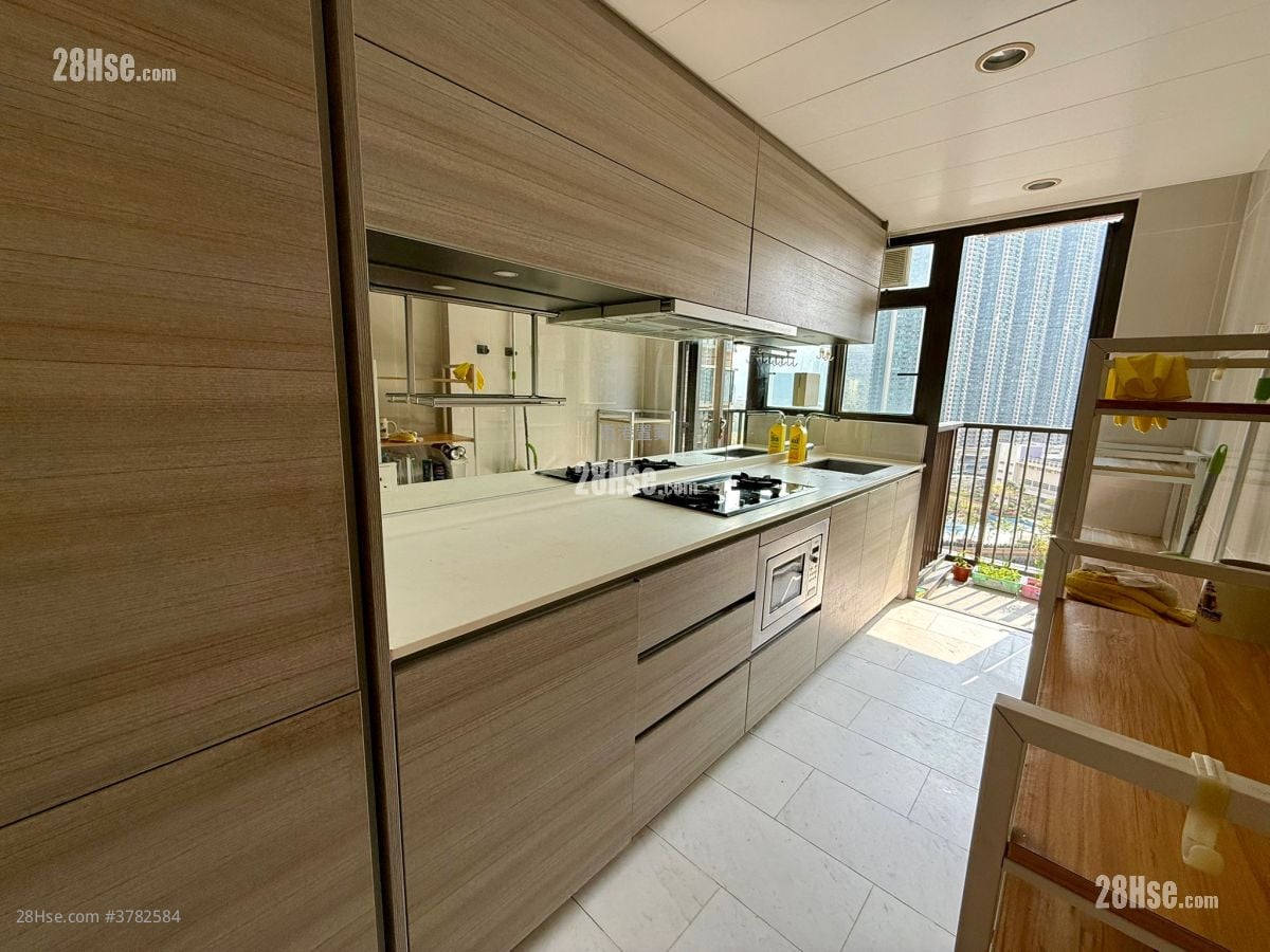 升荟 租盘 2 房 , 1 浴室 714 平方尺