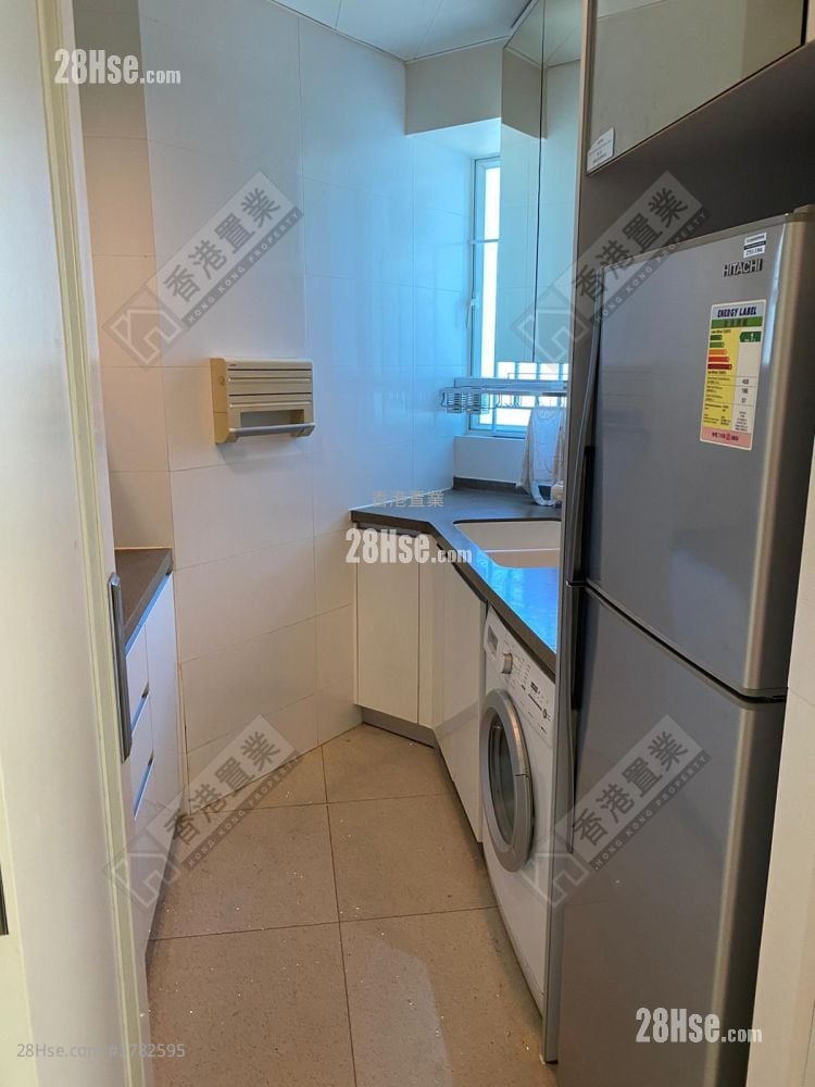 领都 售盘 3 房 , 2 浴室 730 平方尺