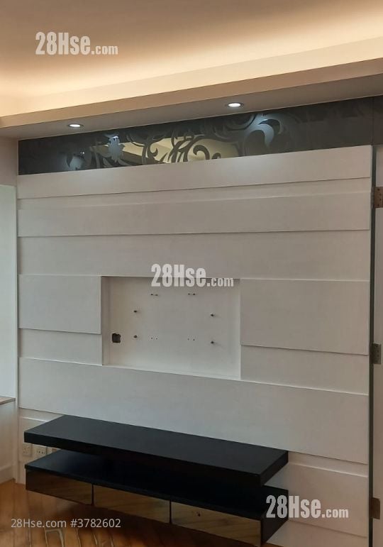 朗庭园 租盘 2 房 446 平方尺