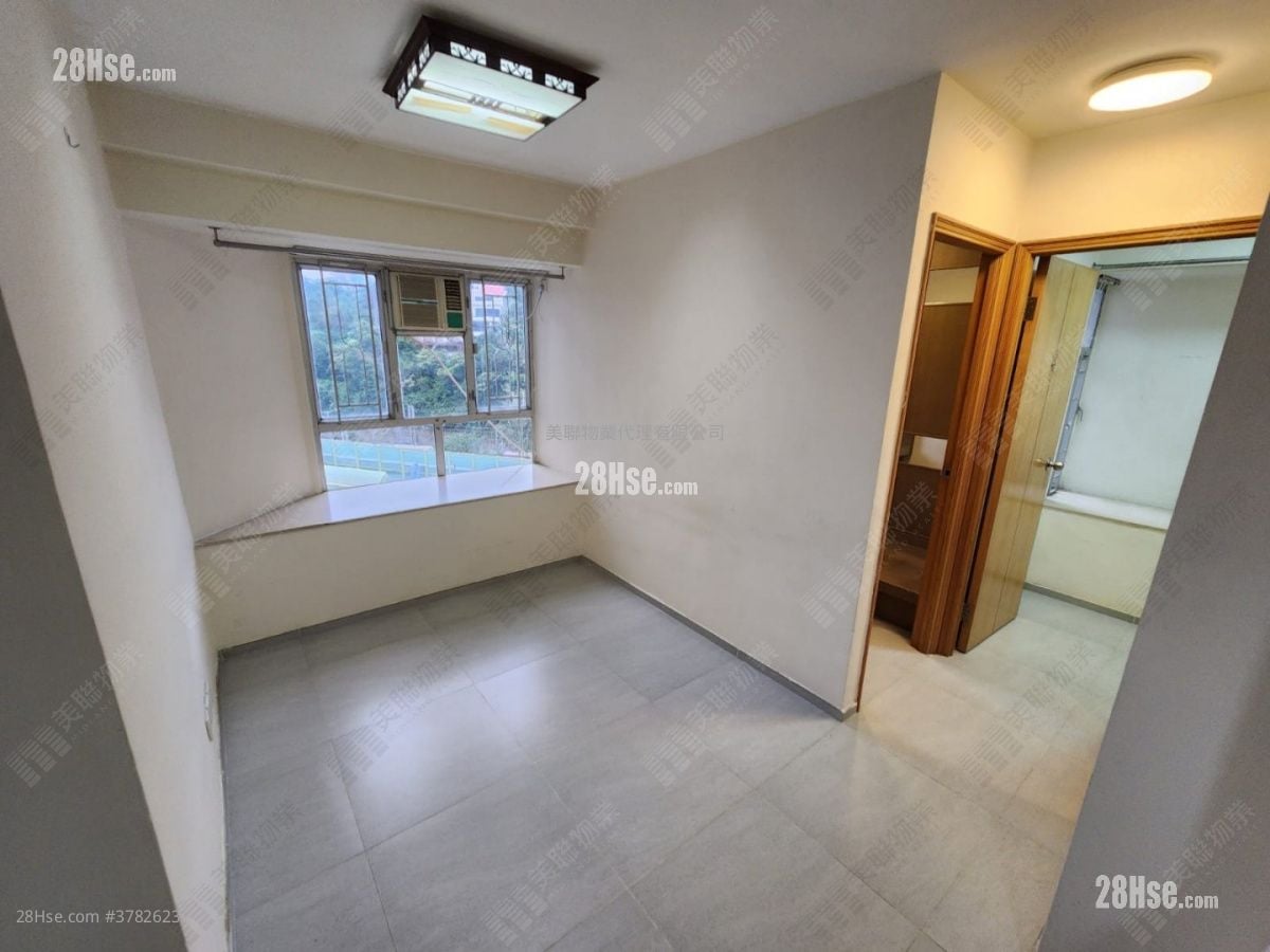 希尔顿中心 租盘 2 房 , 1 浴室 274 平方尺