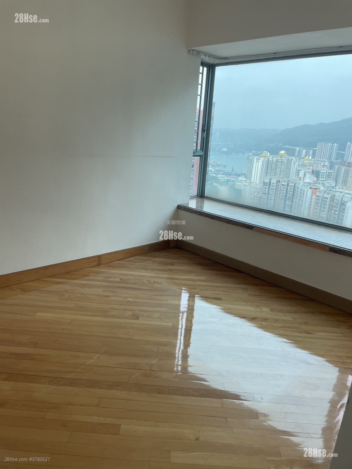 Tierra Verde Sell 3 Bedrooms 639 ft²