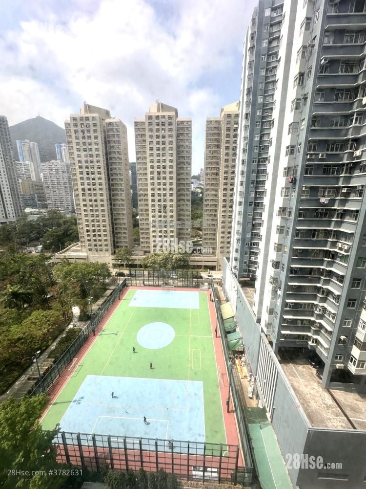 Walton Estate Sell 2 Bedrooms , 1 Bathroom 403 ft²