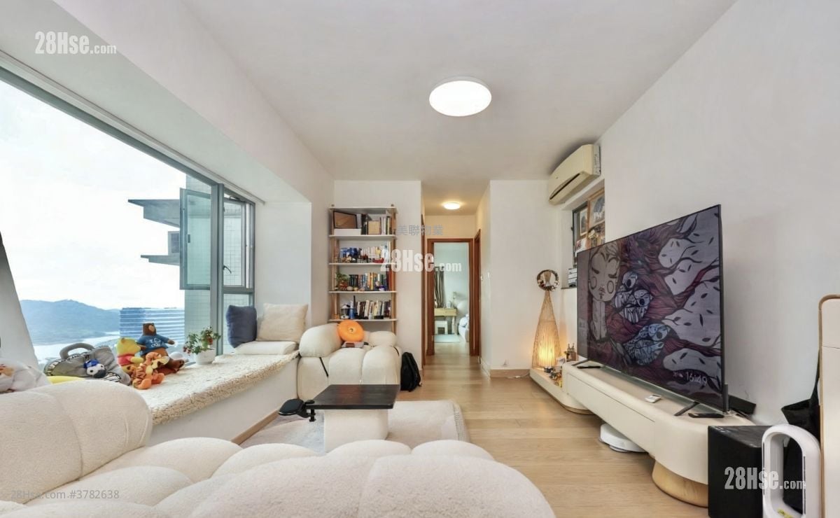 Seaview Crescent Sell 2 Bedrooms 541 ft²