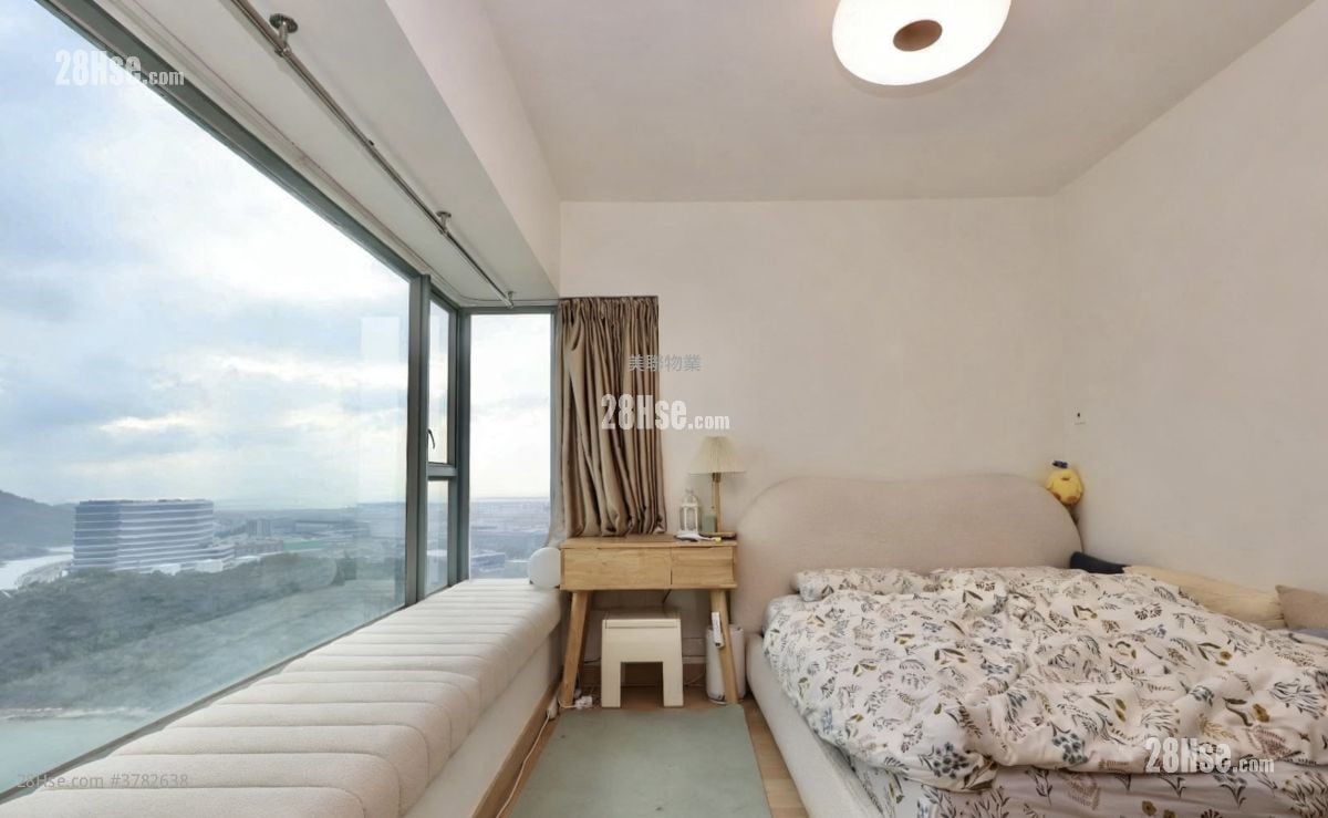 Seaview Crescent Sell 2 Bedrooms 541 ft²