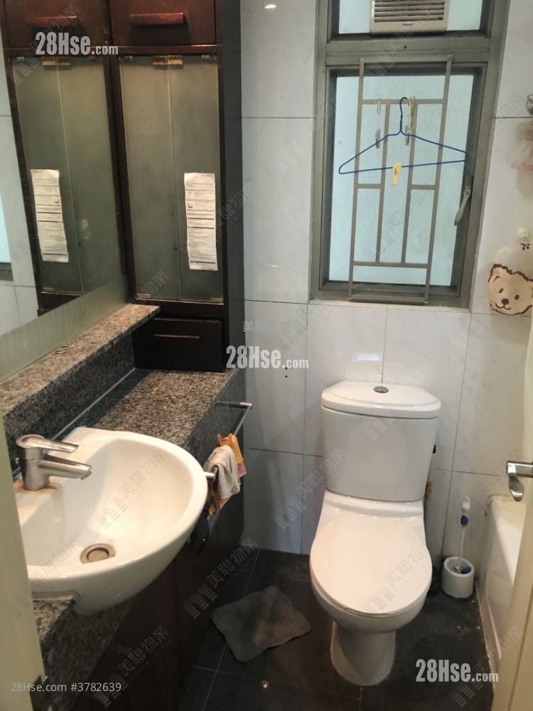 Tseung Kwan O Plaza Sell 2 Bedrooms 459 ft²