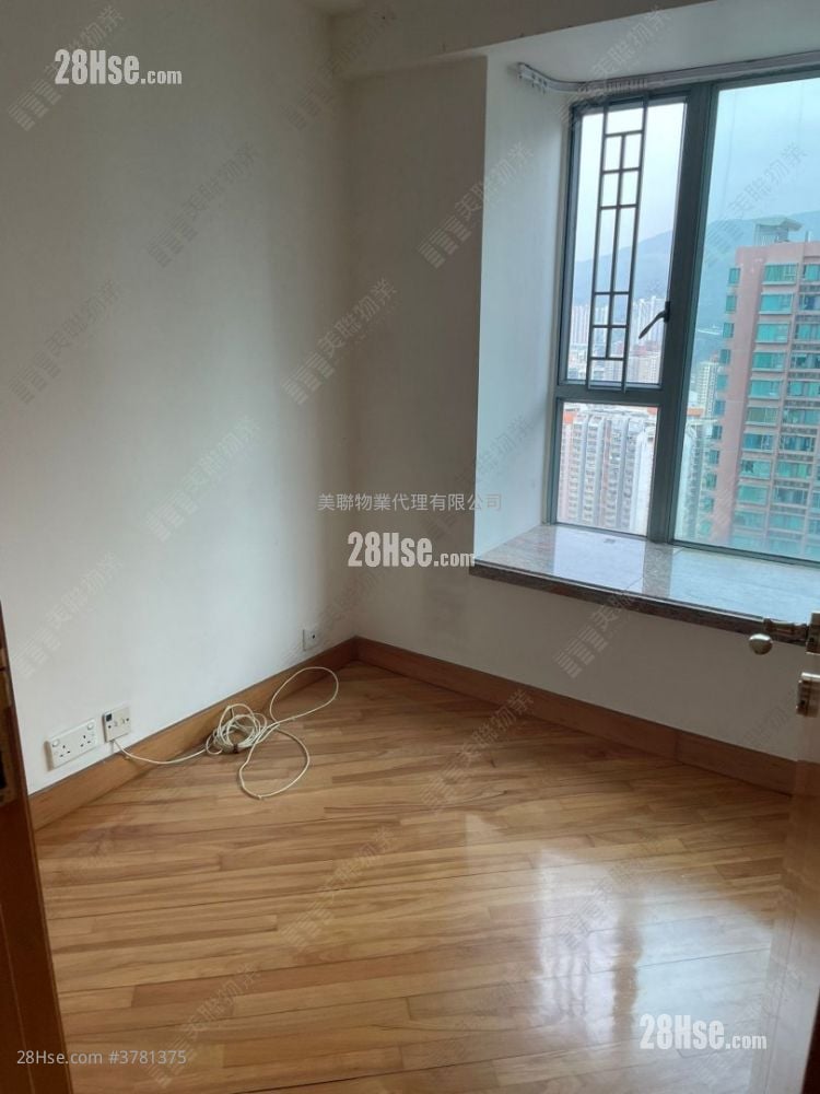 Tierra Verde Sell 3 Bedrooms , 2 Bathrooms 639 ft²