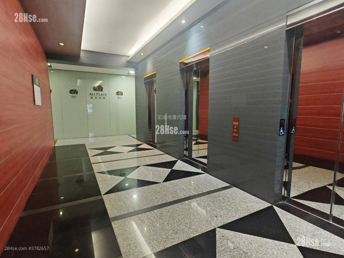 万泰利广场 租盘