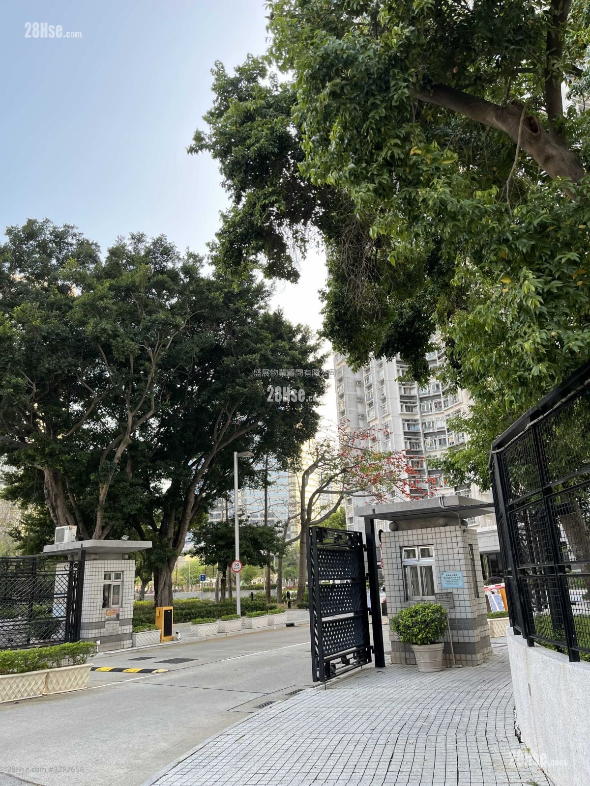 Kingswood Villas Rental 547 ft²