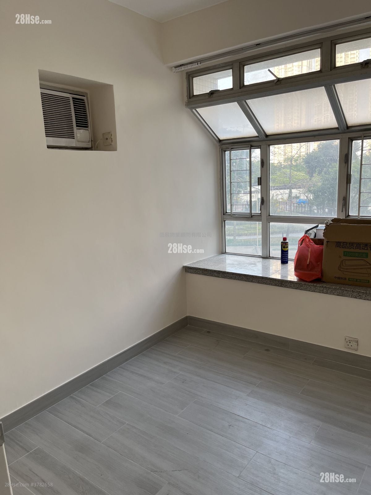 Kingswood Villas Rental 547 ft²