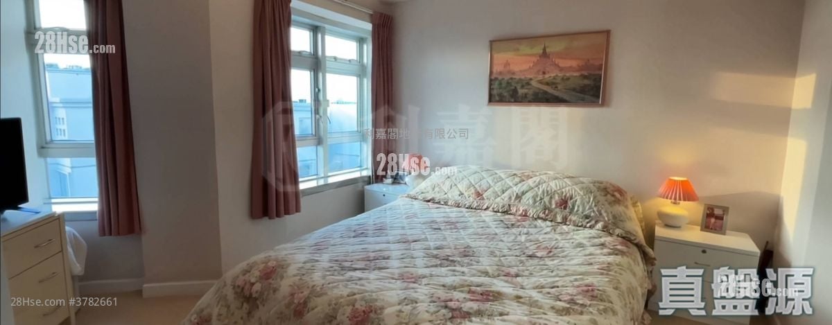 嘉湖山庄 售盘 5+ 房 , 2 浴室 1,280 平方尺