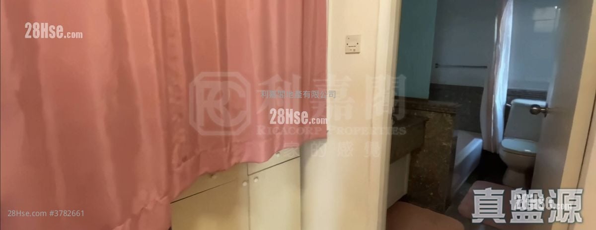 嘉湖山庄 售盘 5+ 房 , 2 浴室 1,280 平方尺