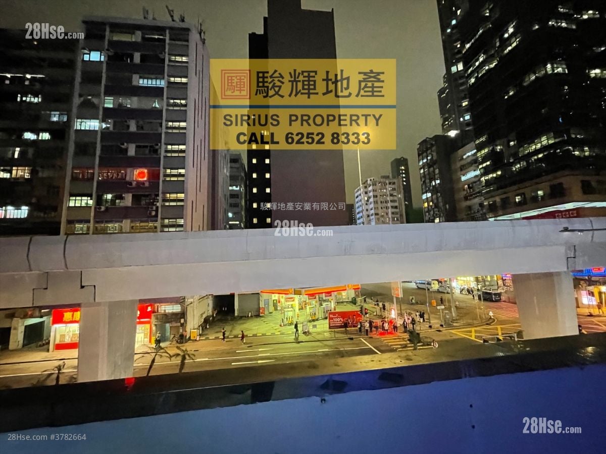 荣富大厦 租盘 374 平方尺