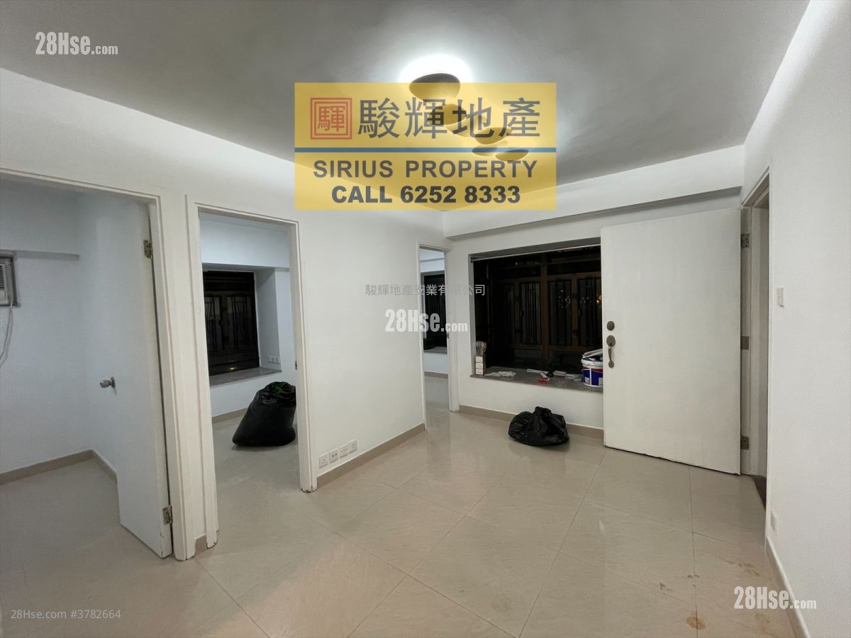 荣富大厦 租盘 374 平方尺