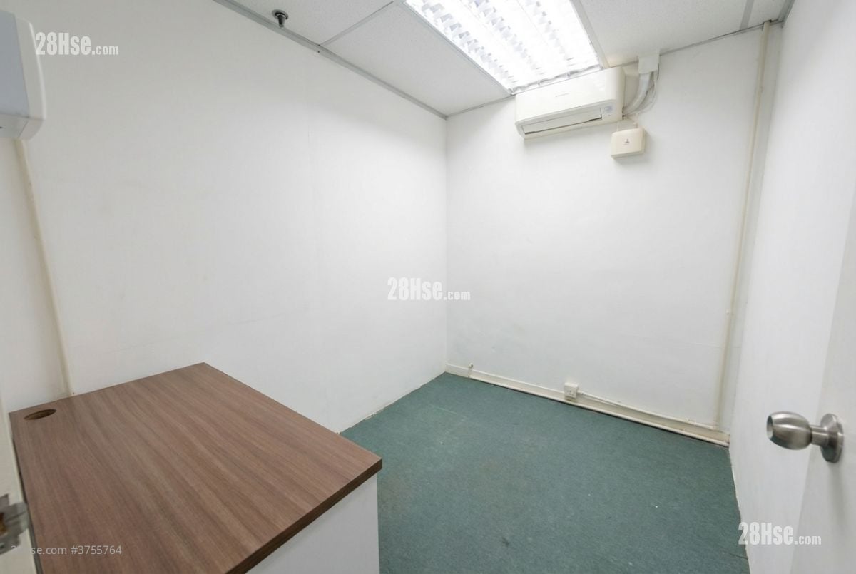 荣吉工业大厦 租盘 100 平方尺