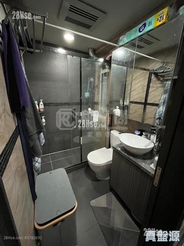 Phoenext Sell 2 Bedrooms , 1 Bathroom 356 ft²