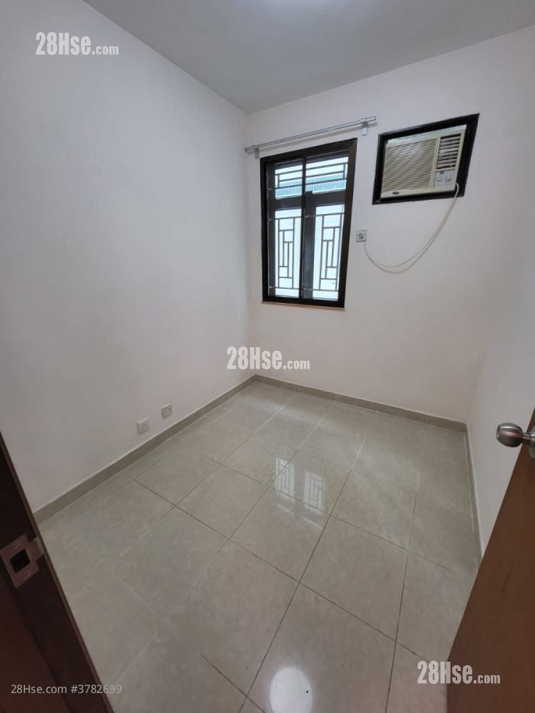 睡房 3: 显田村 租盘 3 房 , 1 浴室