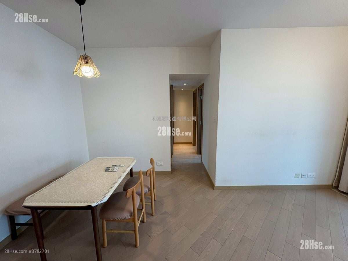 Park Yoho Rental 561 ft²