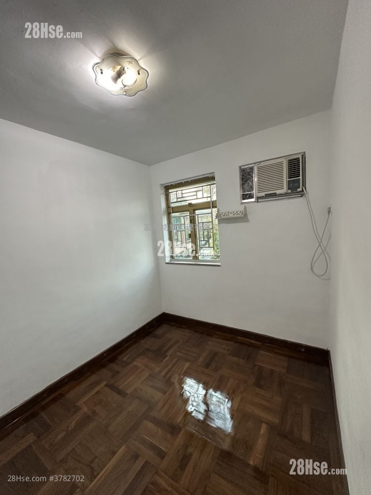 村屋 租盘 3 房 , 1 浴室 653 平方尺