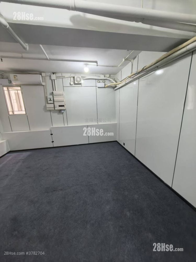 Honland Building Rental 1 Bedroom 420 ft²