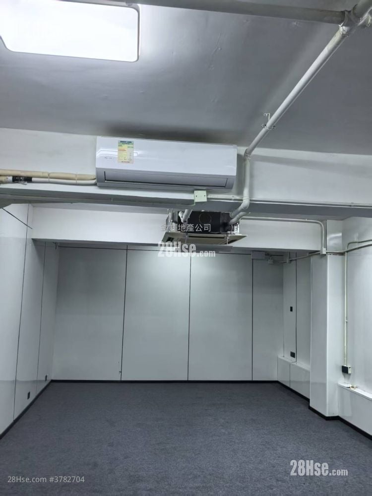 Honland Building Rental 1 Bedroom 420 ft²