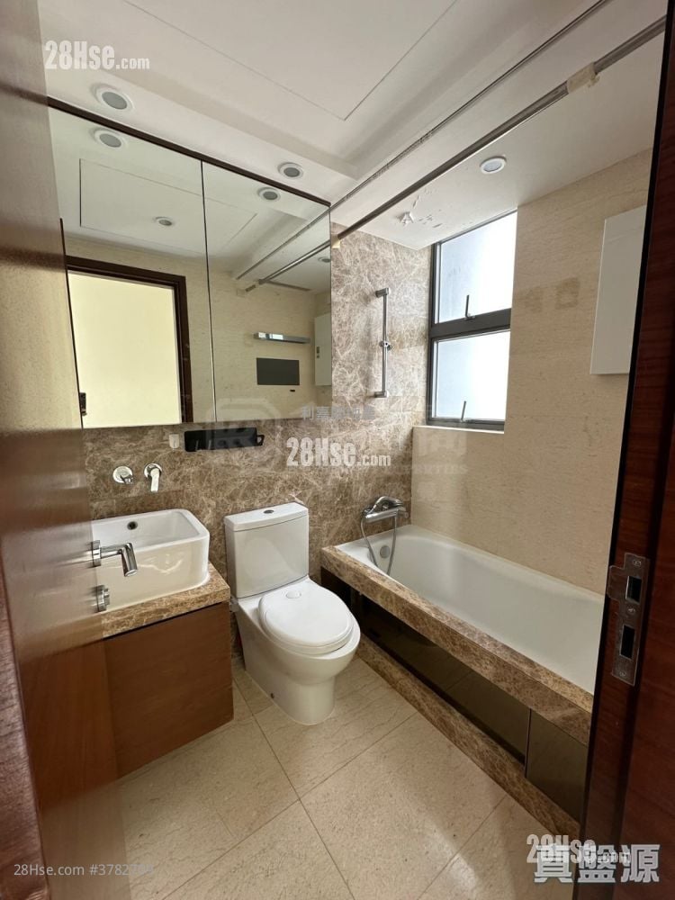 御门前 售盘 3 房 , 2 浴室 639 平方尺