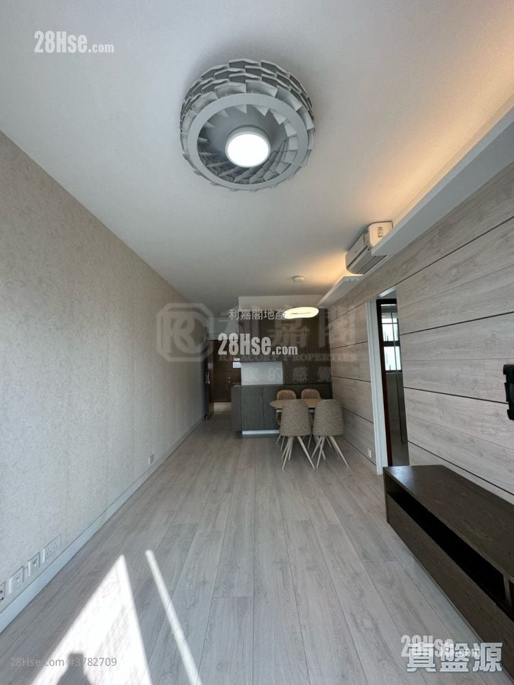 御门前 售盘 3 房 , 2 浴室 639 平方尺