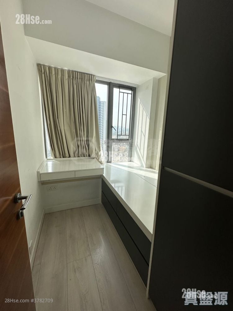 御门前 售盘 3 房 , 2 浴室 639 平方尺