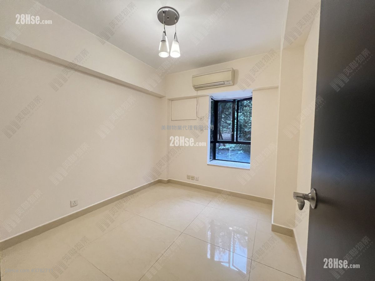 Savanna Garden Sell 3 Bedrooms , 2 Bathrooms 959 ft²