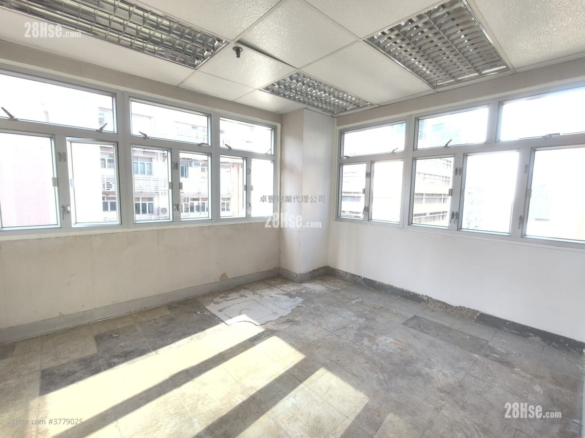 好运工业中心 租盘 2 房 , 1 厕所 1,170 平方尺