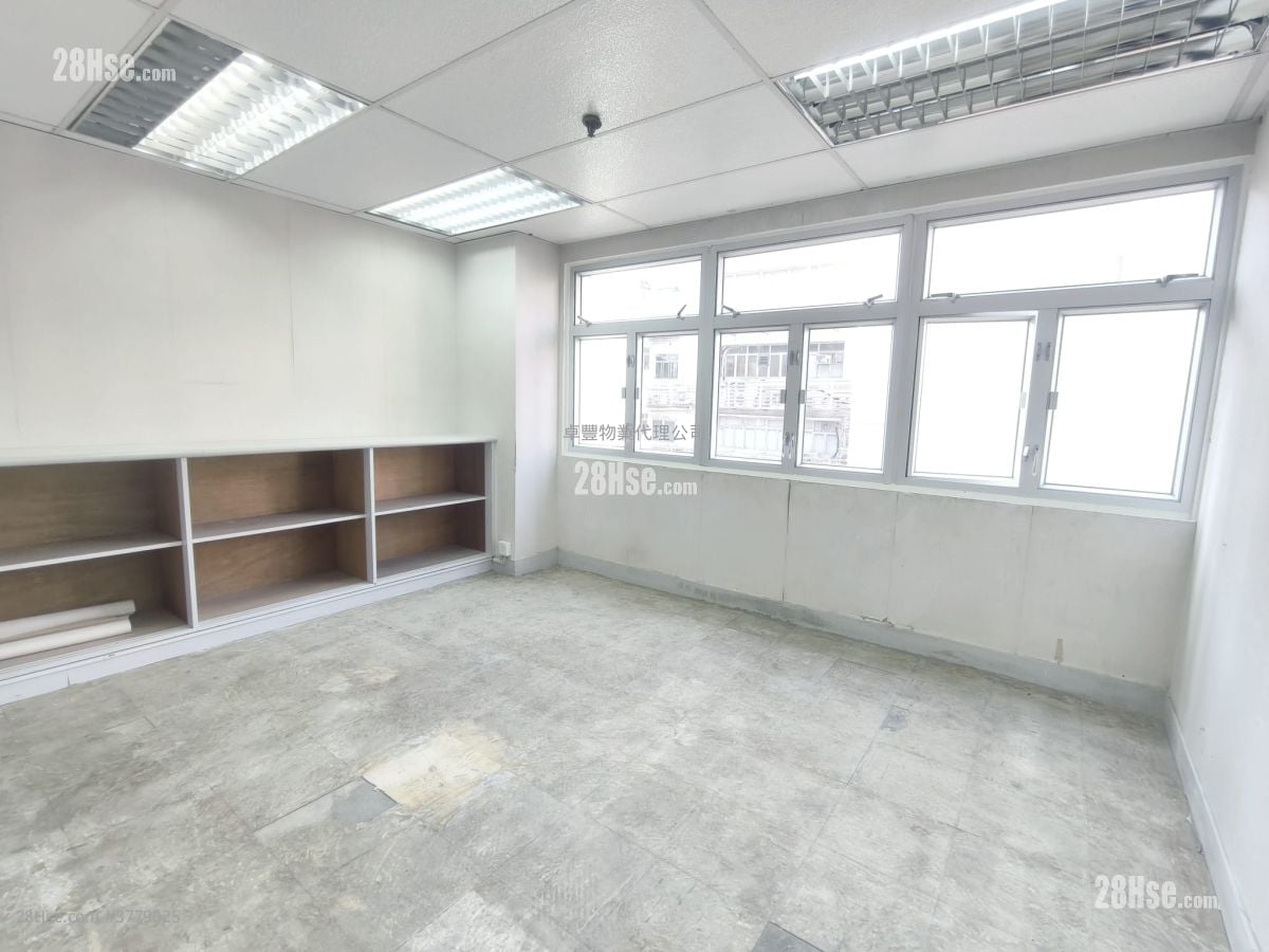 好运工业中心 租盘 2 房 , 1 厕所 1,170 平方尺