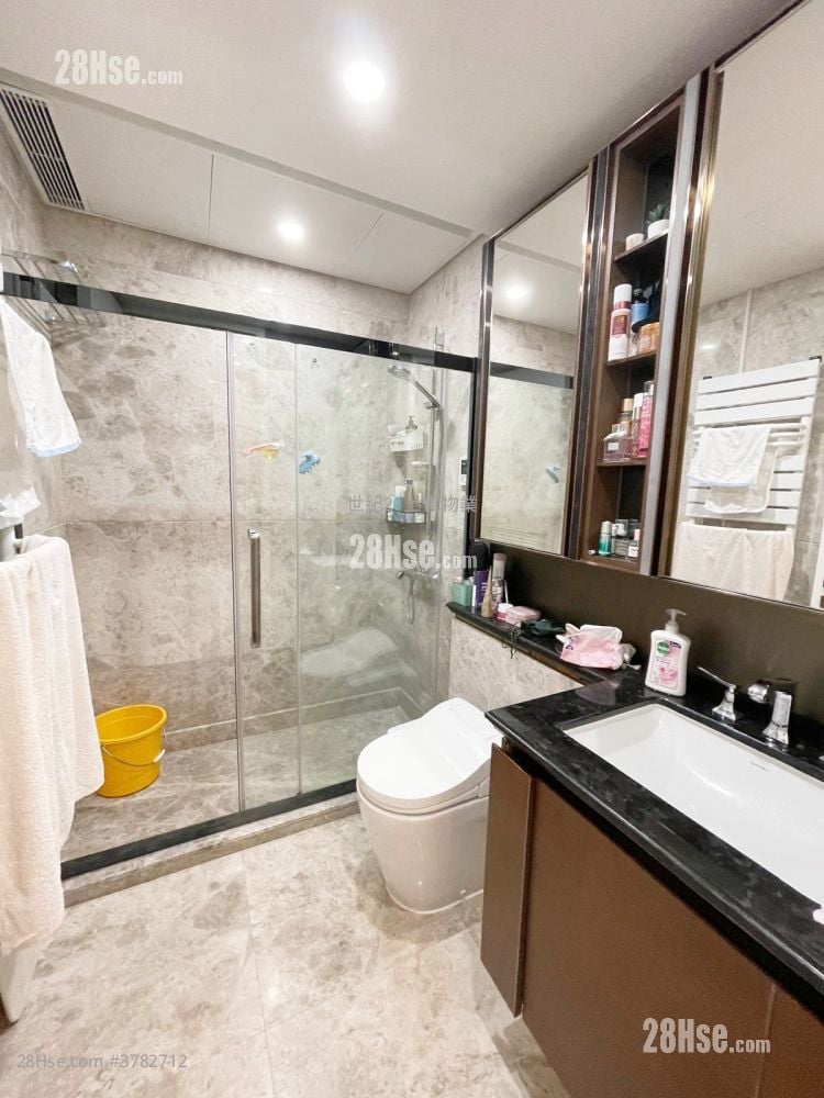 Parc Inverness Sell 4 Bedrooms , 2 Bathrooms 1,462 ft²