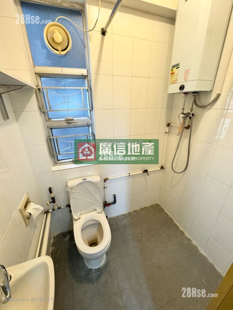 Godfrey Centre Rental 1 Bedroom , 1 Bathroom 237 ft²