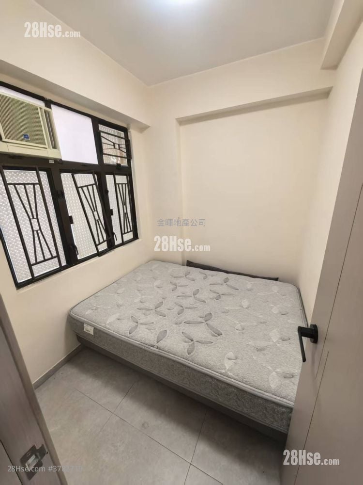 唐楼 租盘 2 房 , 1 浴室 267 平方尺