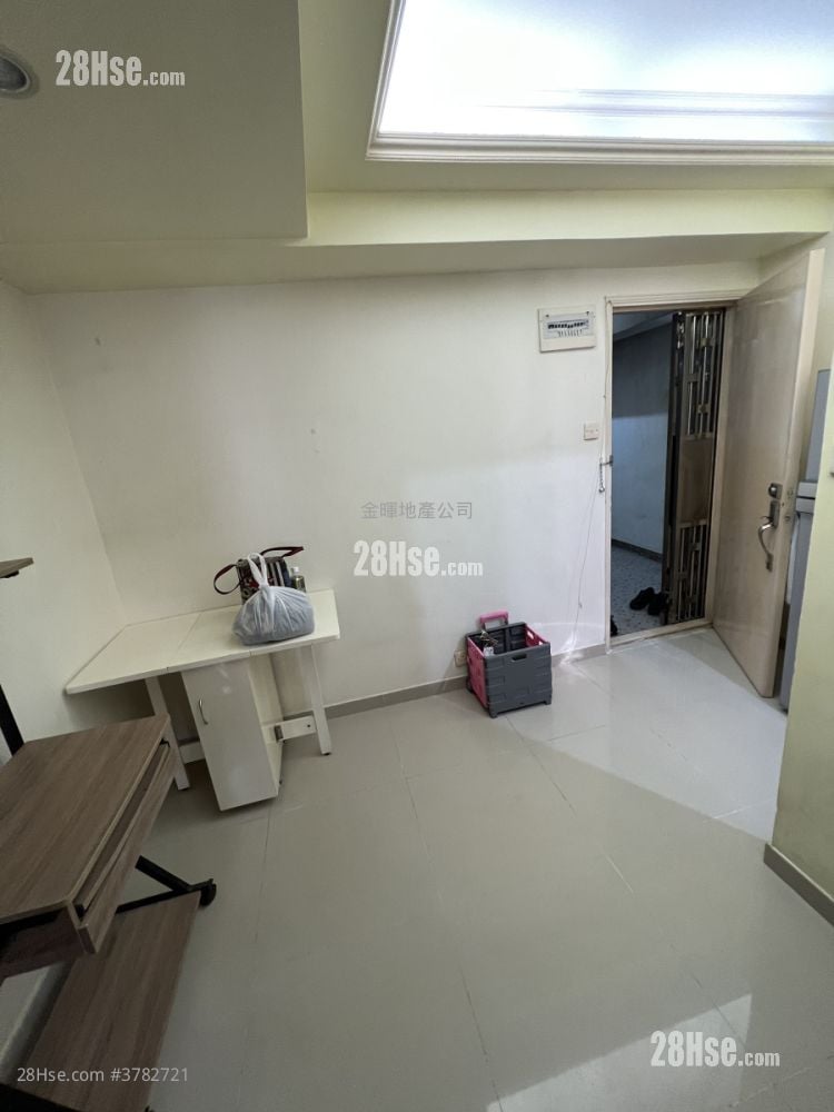 宝丰大楼 租盘 2 房 , 1 浴室 296 平方尺