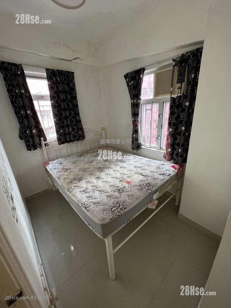 宝丰大楼 租盘 2 房 , 1 浴室 296 平方尺