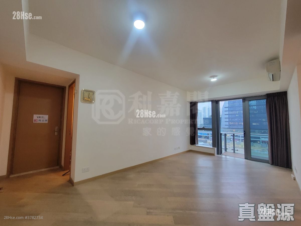 One Kai Tak(Ii) Sell 3 Bedrooms , 2 Bathrooms 799 ft²