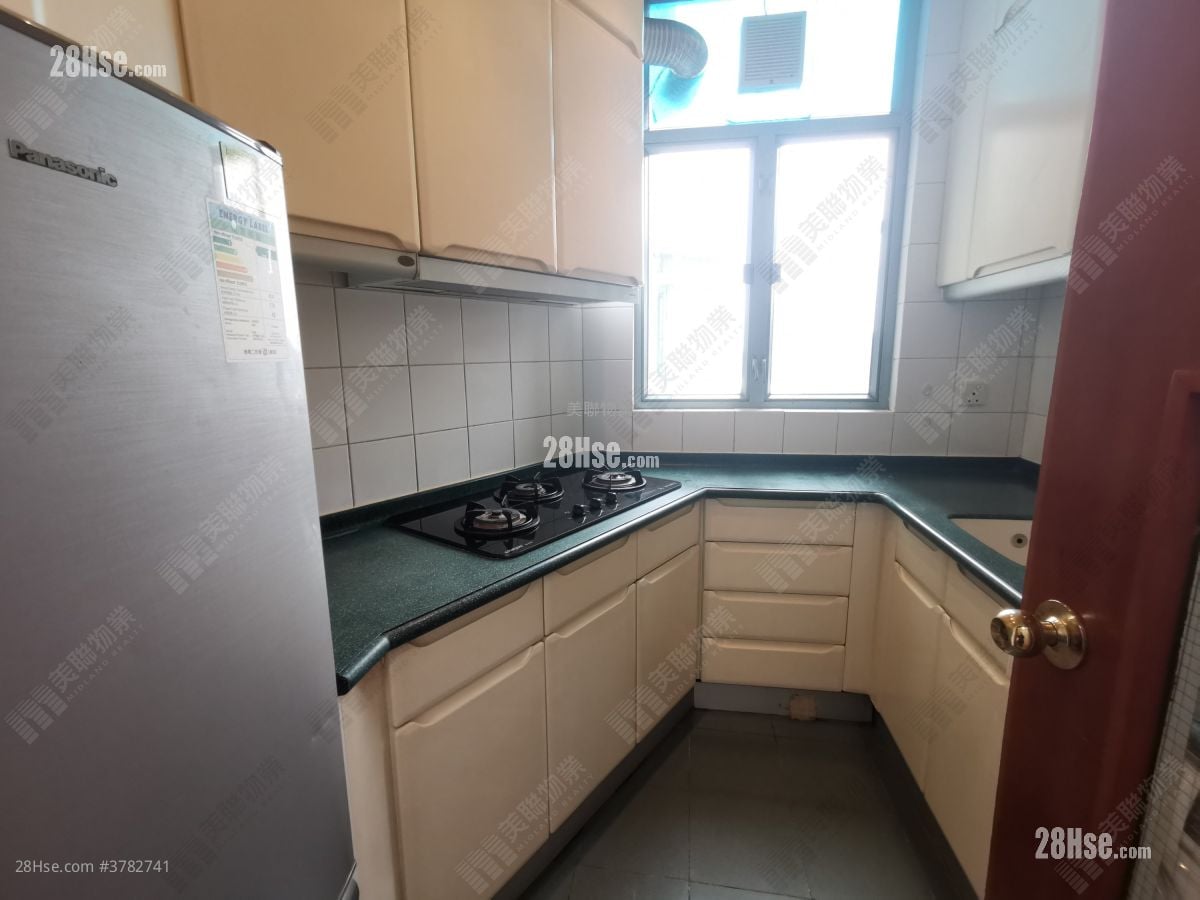 厨房: 东堤湾畔 租盘 3 房 , 2 浴室 772 平方尺