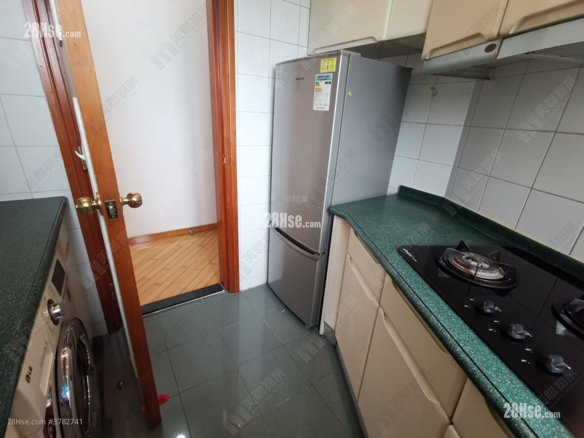 厨房: 东堤湾畔 租盘 3 房 , 2 浴室 772 平方尺